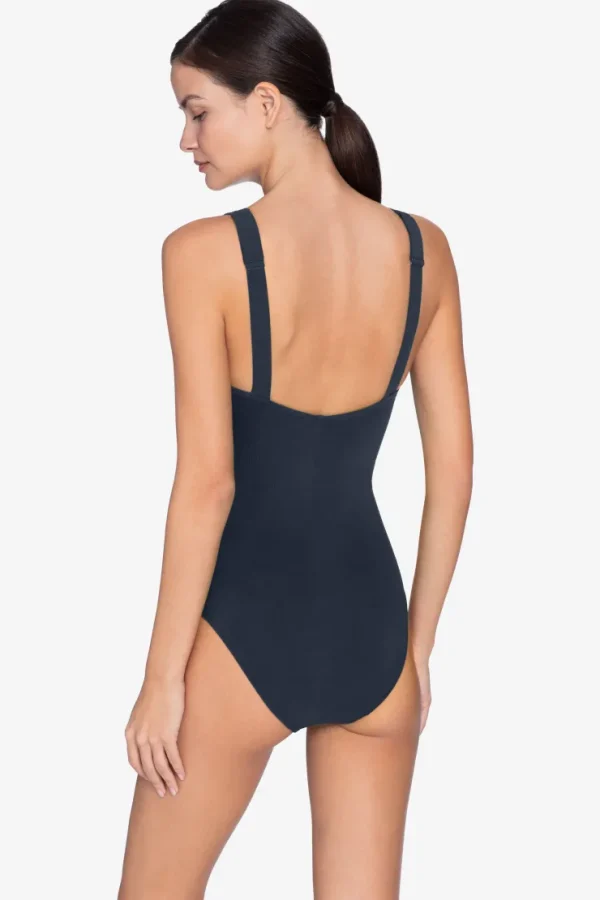 ava_knot_one_piece_19-1.webp Robin Piccone One Pieces-Ava Knot One Piece
